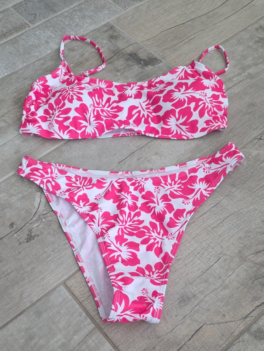 NWOT Women's Pink Floral Bikini Set - Two-Piece Swimwear